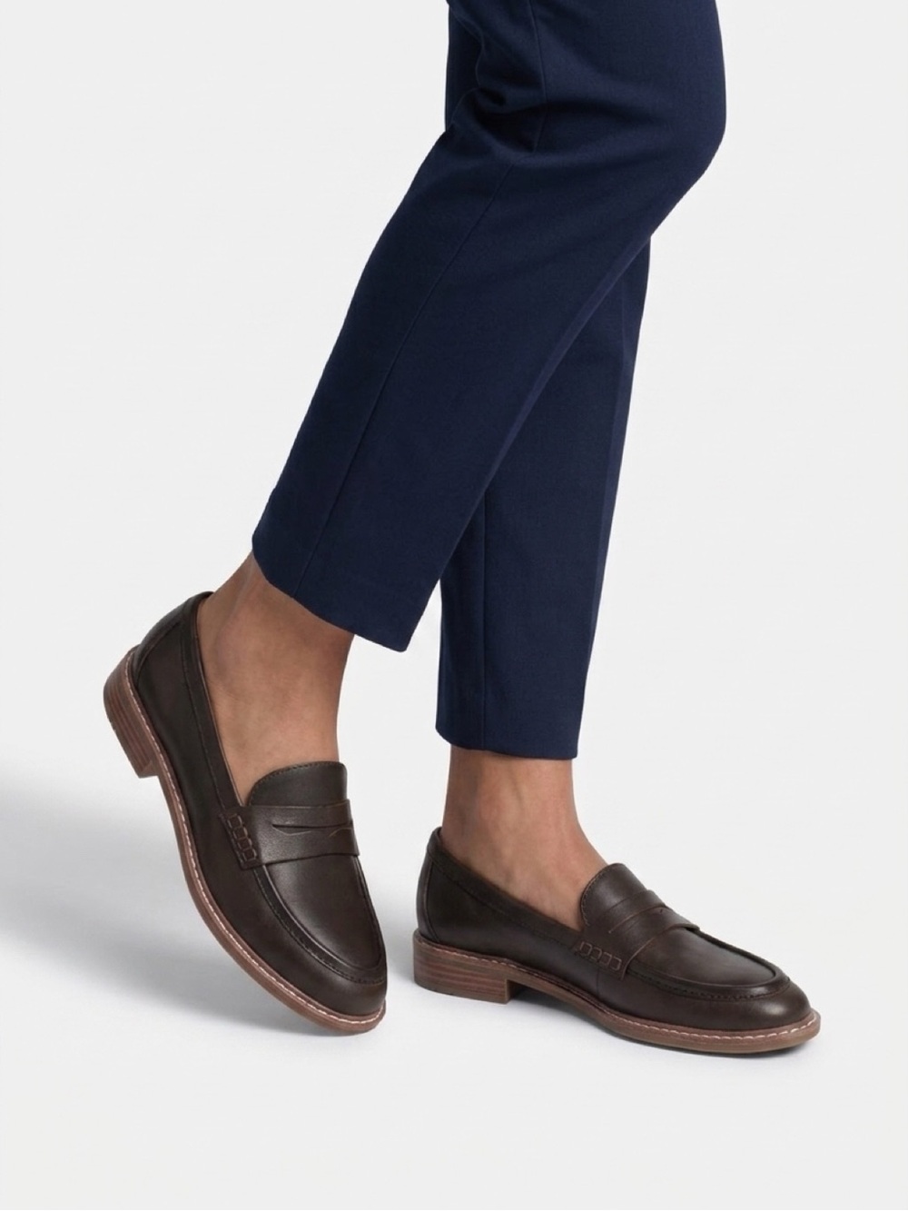 Earth Women’s Java Penny Loafer Dark Green Size 8.5